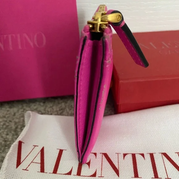 Valentino Garavani Fuchsia Pink Card Holder - Picture 4 of 10